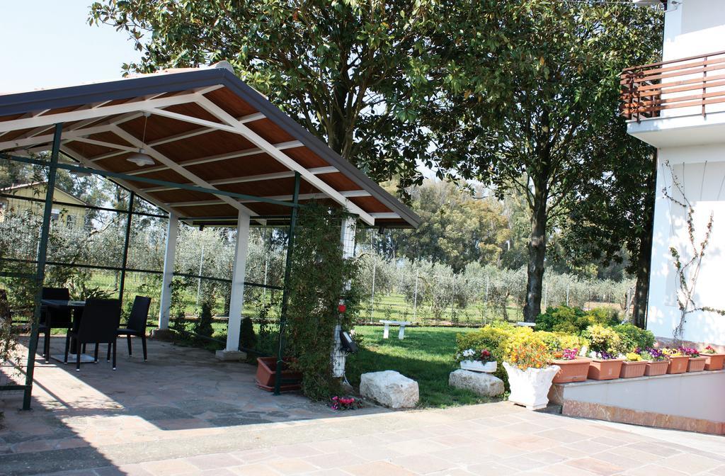 Oasi Di Francesca B&B Pontinia Exterior photo